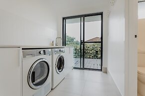 Coastal Cottage by the BnB Collection