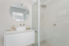 Coastal Cottage by the BnB Collection