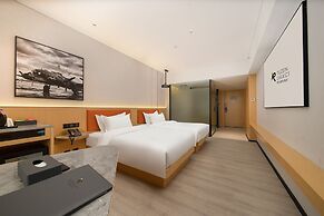 Guangzhou Baiyun Airport Rezen Select Hotel