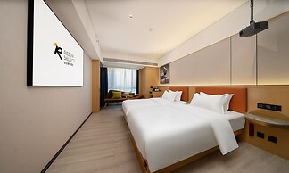 Guangzhou Baiyun Airport Rezen Select Hotel