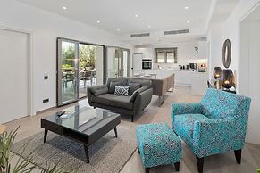 Driftwood Luxury Suite