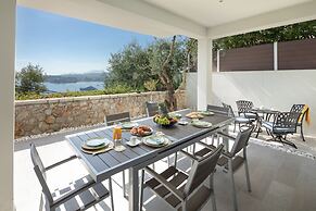 Driftwood Luxury Suite