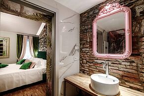 Aurum - Como Luxury Suites