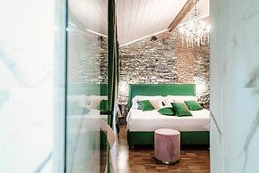 Aurum - Como Luxury Suites