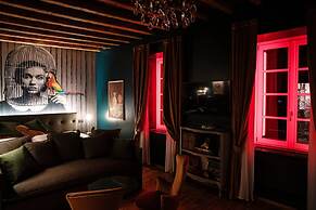 Aurum - Como Luxury Suites