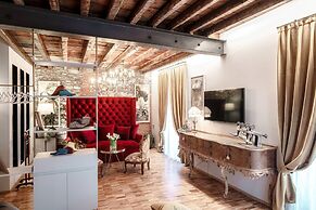 Aurum - Como Luxury Suites