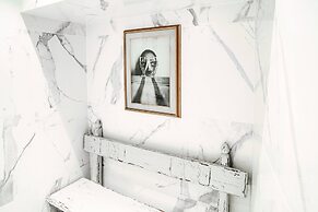 Aurum - Como Luxury Suites