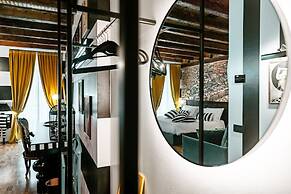 Aurum - Como Luxury Suites