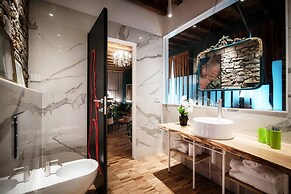 Aurum - Como Luxury Suites