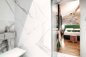 Aurum - Como Luxury Suites