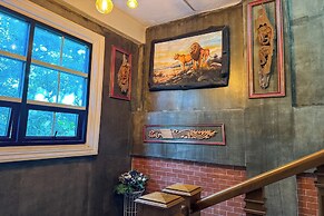 Chiangmai Lanna & Modern Loft  Hotel