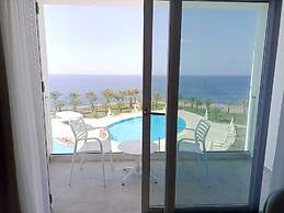 GADILEH RESORT HOTEL