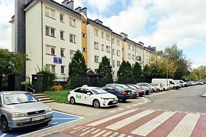 Studio Bielany by Renters