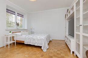 Studio Bielany by Renters