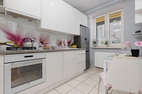 Studio Bielany by Renters