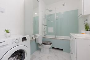 Studio Bielany by Renters