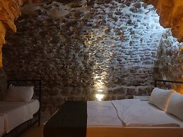 BEYZADE KONAĞI HOTEL