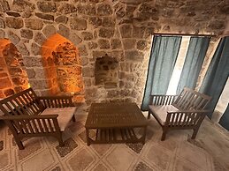 BEYZADE KONAĞI HOTEL