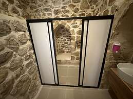 BEYZADE KONAĞI HOTEL