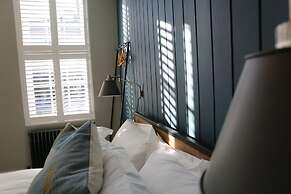 Hop Market - Ensuite Bedroom