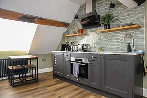 Malvern Hills Apartment