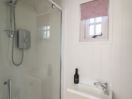 Dragonfly Shepherd's Hut