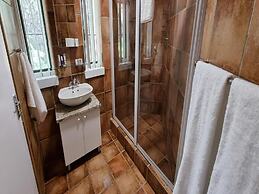 Cussonia Country Home