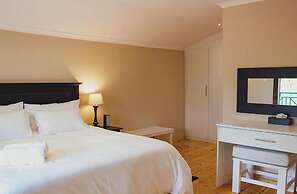 Cussonia Country Home