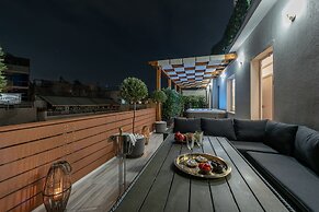 Acropolis Divine Penthouse