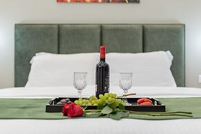 Acropolis Divine Penthouse