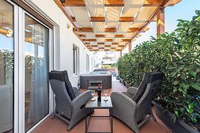 Acropolis Divine Penthouse