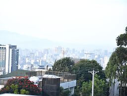 5 Bedroom Exquisite Villa in Top-view Area