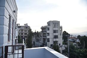 5 Bedroom Exquisite Villa in Top-view Area