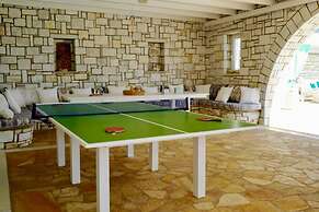 Villa Dionysos in Aliki