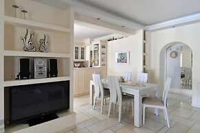 Villa Dionysos in Aliki