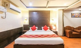 Monarch Inn