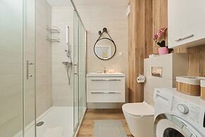 Poznan Apartment With Garden by Renters