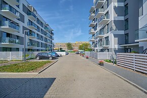 Poznan Apartment With Garden by Renters