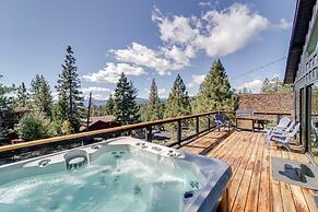 Gorgeous Tahoe City Home w/ Views, Steps to Beach