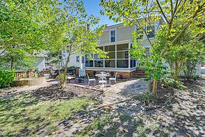 Convenient New Bern Apt With Patio Access!