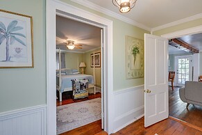 Convenient New Bern Apt With Patio Access!