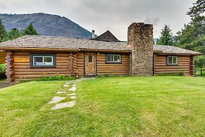 Scenic Montana Cabin Rental ~ 1 Mi to Yellowstone!