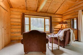 Scenic Montana Cabin Rental ~ 1 Mi to Yellowstone!