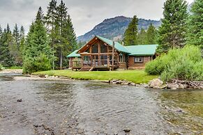 Scenic Montana Cabin Rental ~ 1 Mi to Yellowstone!