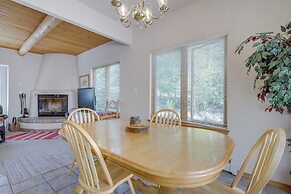 Secluded Amalia Retreat w/ Cozy Fireplace & Grill!