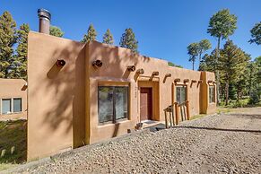 Secluded Amalia Retreat w/ Cozy Fireplace & Grill!