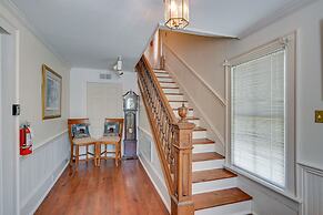 Historic New Bern Apartment: Walk to Tryon Palace!