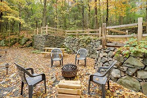 Historic Home in Taylors Falls w/ Patio & Fire Pit