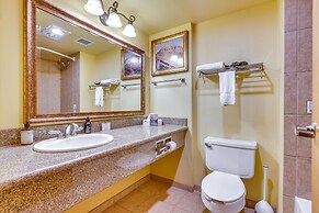 Crested Butte Condo With Indoor & Outdoor Pools!