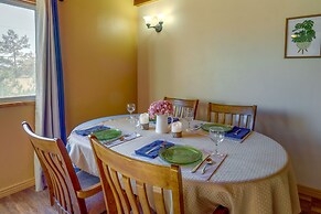 2 Mi to Dtwn: Prescott Gem w/ Patio & Views!